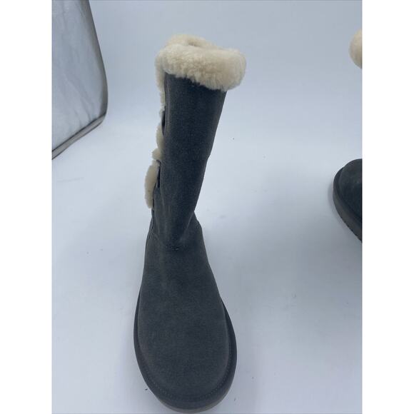 Koolaburra By Ugg Gray Suede Short Faux Fur Button Boots Women's sz 5 - Picture 3 of 13